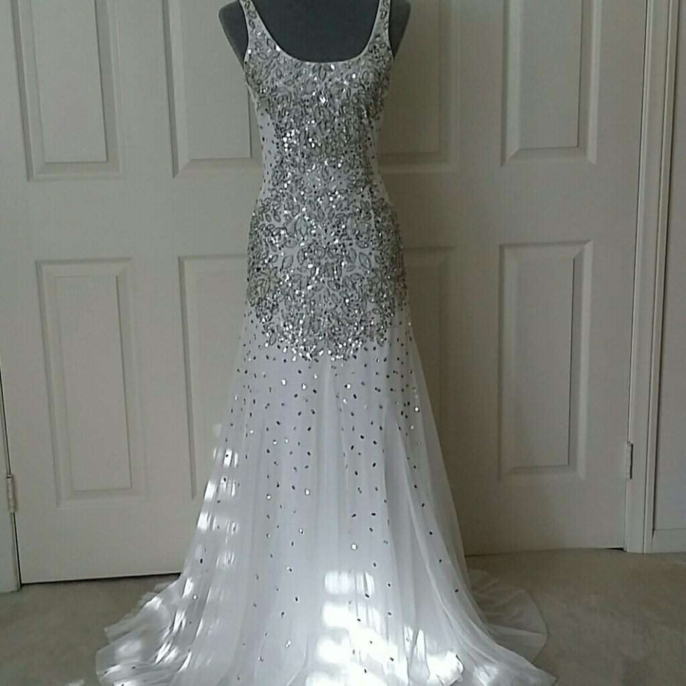 NWOT Adrianna Papell Prom/Wedding